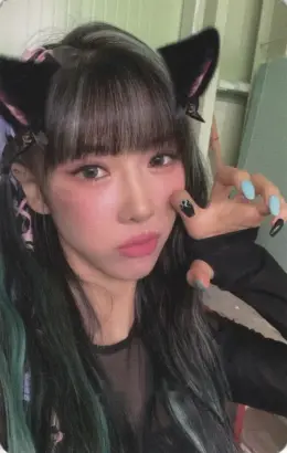 Yoohyeon · Apocalypse : Follow Us