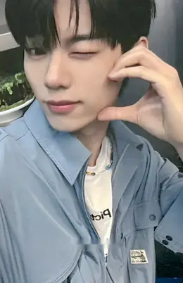 Lee Jeonghyeon · HOT MESS