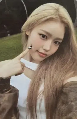 Jeong Saebi · N/a