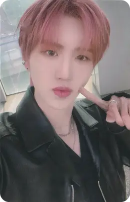 Yewang · Youth Chapter 1 : YOUTH DAYS