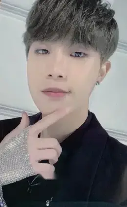 Donghyun · YES.