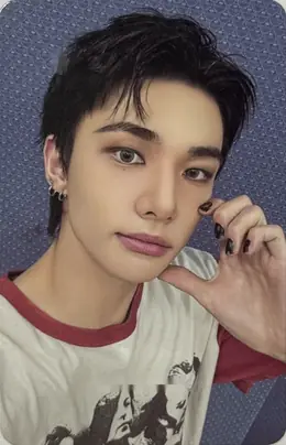 Hyunjin · DO IT