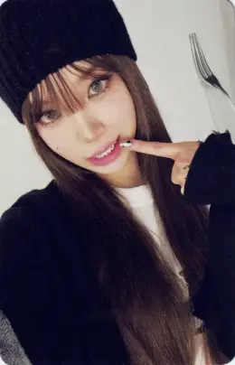 Kim Chaewon · SPAGHETTI