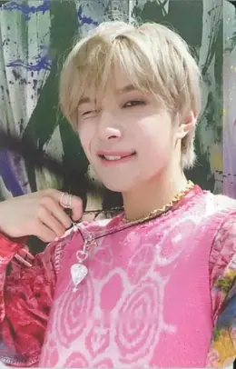 Jungwoo · Favorite