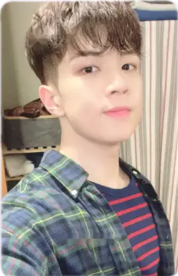 Hweseung · Man on the Moon