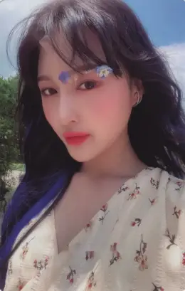 Siyeon · Dystopia : Lose Myself