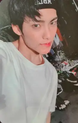 Park Junhee · Adventures in Wonderland