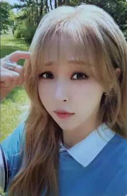 Moonbyul · 4WARD