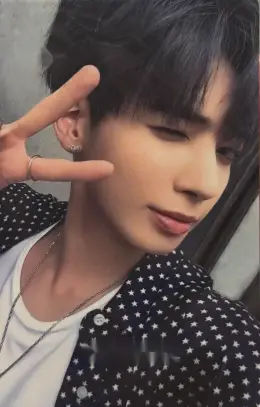 Taehyun · Chaotic Wonderland