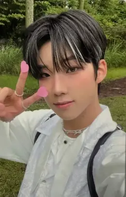 Park Hayuchan · Hello : My First Love