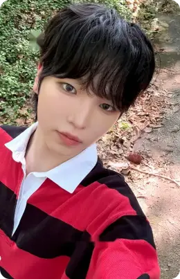 Lee JaeYoung · unevermet