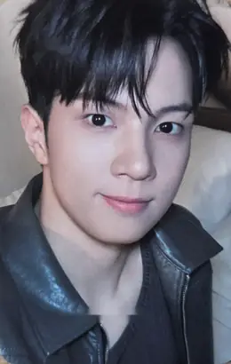 Hweseung · Still