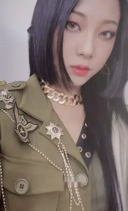 Seungyeon · HELICOPTER