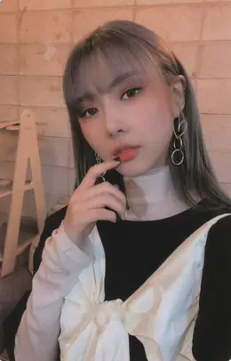 Yoohyeon · Dystopia : Road to Utopia