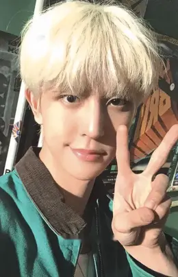 Kyungmin · Stunning
