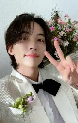 Jeonghan · FML