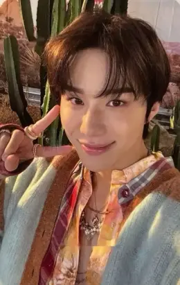 Jungwoo · Walk