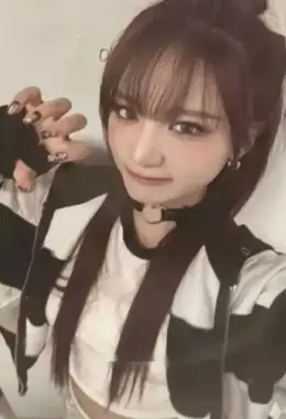 Hayun · Steal Heart