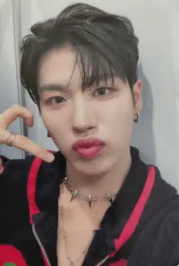 Huiwon · Happy &