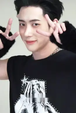 Jongwoo · PARADOXX