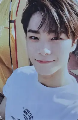 Moonbin · Rise Up