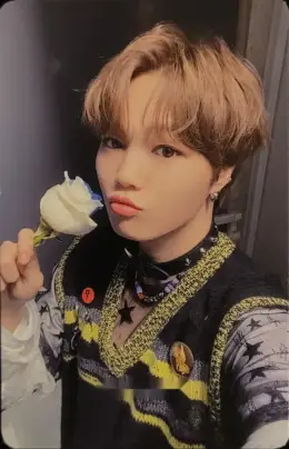 Eunho · Youni-Q