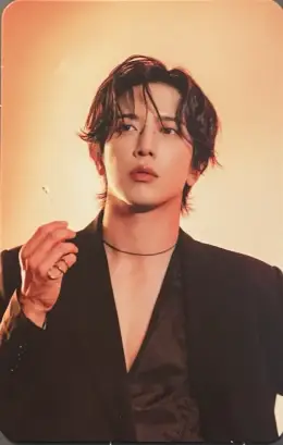 Yonghwa · X