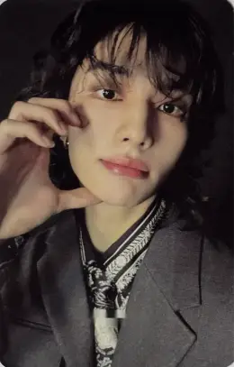 Hyunjin · HOP