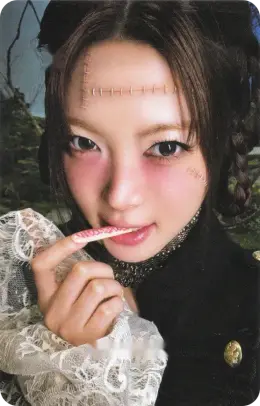 Hong Eunchae · PUREFLOW pt.1