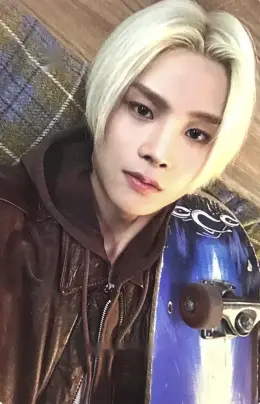 Myungho · Stunning