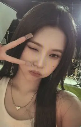 Soyeon · HEAT