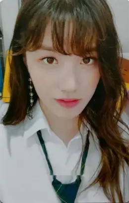 Xiyeon · Schxxl Out