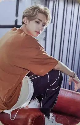 Hyunwoo · RISING