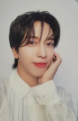 Yonghwa · X