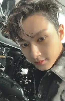 Jun · Face the Sun