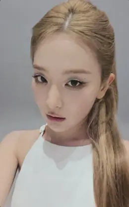 Seulgi · Velvet Summer