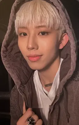 Yungyu · Stunning