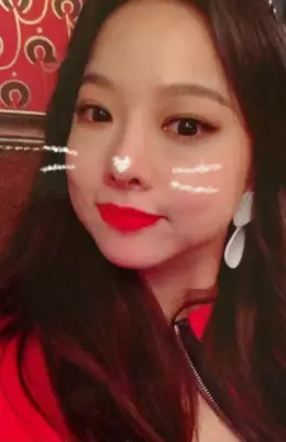 Solji · Full Moon