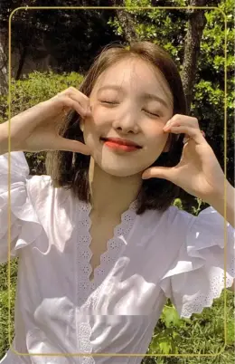 Nayeon · MORE & MORE