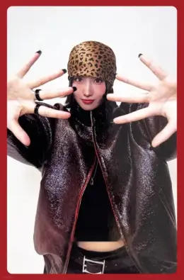 Momo · TEN: The Story Goes On