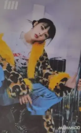 Moonbyul · MIC ON