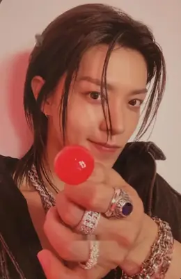 Yuta · NCT 127 5TH TOUR 'NEO CITY : THE REDLINE' TOUR