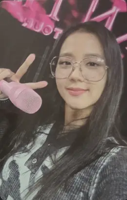Jisoo · BORN PINK