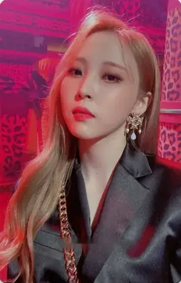 Moonbyul · TRAVEL