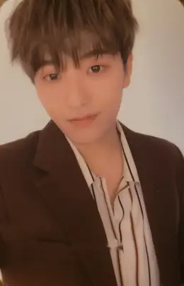 Hyukjin · RE:tro