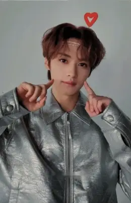 Lee Know · Social Path / Super Bowl -Japanese ver.-