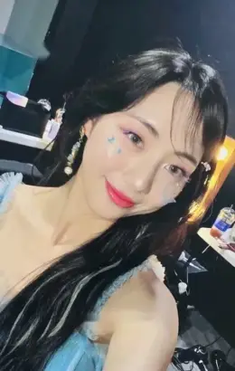 A-hyeon · Under My