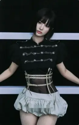 Sullyoon · Heavy Serenade