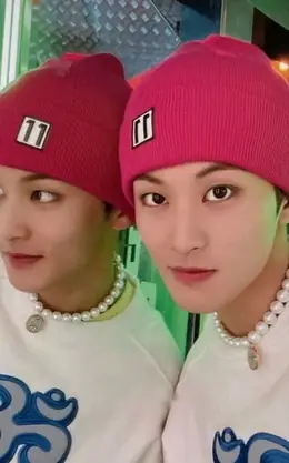Mark · 2 Baddies