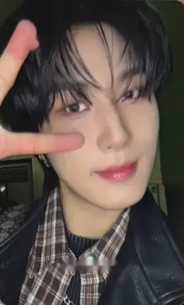 Jiseob · 01